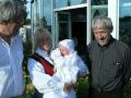 Ruth og alle tre besteforeldre. Begynte � bli sliten og tr�tt og sol i �ynene stakkar