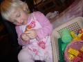 17: Ruth med Duplo-LEGO