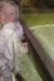 Ruth venter p� at banen skal �pne. Night portrait modus p� kameraet er vanskelig � bruke...